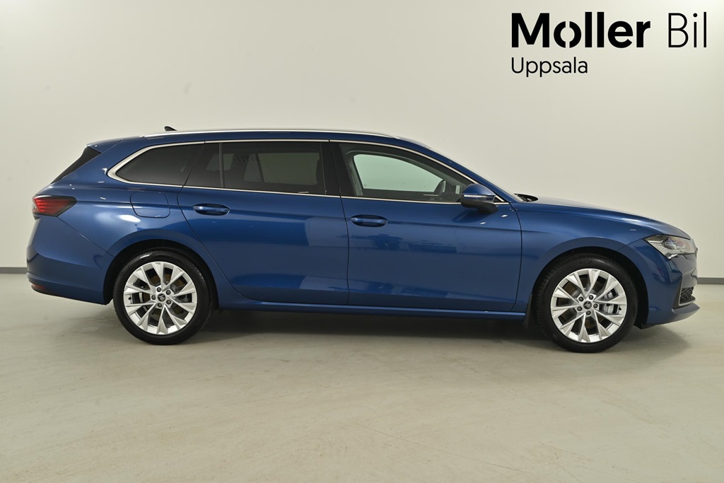 Skoda Superb OYM61N