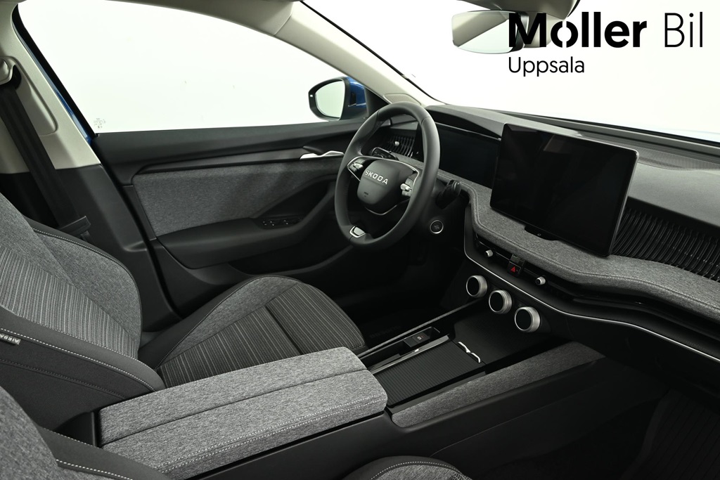 Skoda Superb OYM61N
