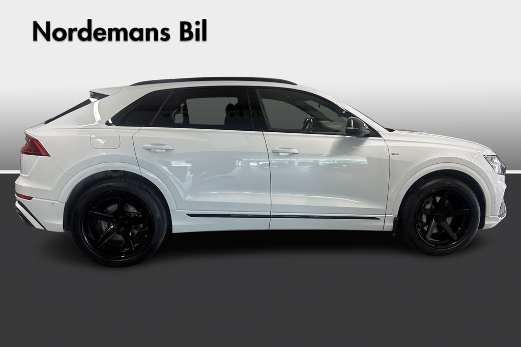 Audi Q8 OZK94G