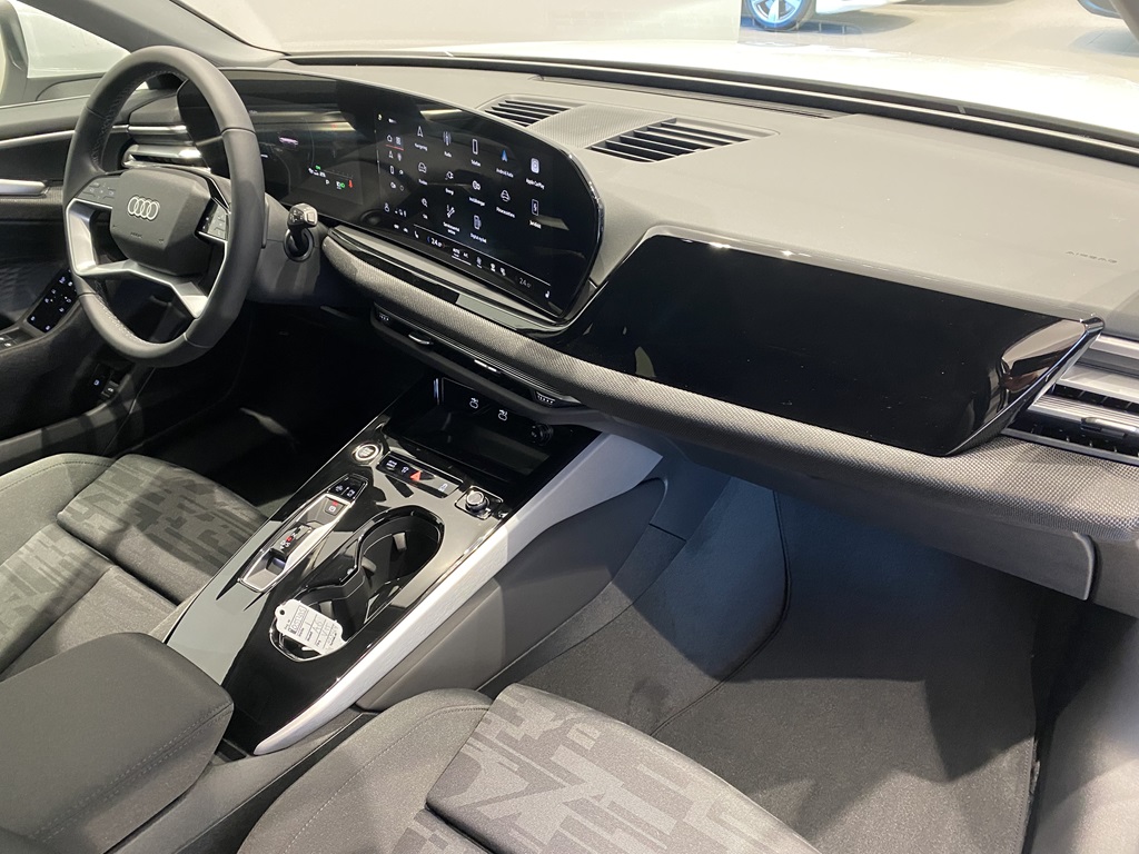 Audi A6 Avant OZR02Y