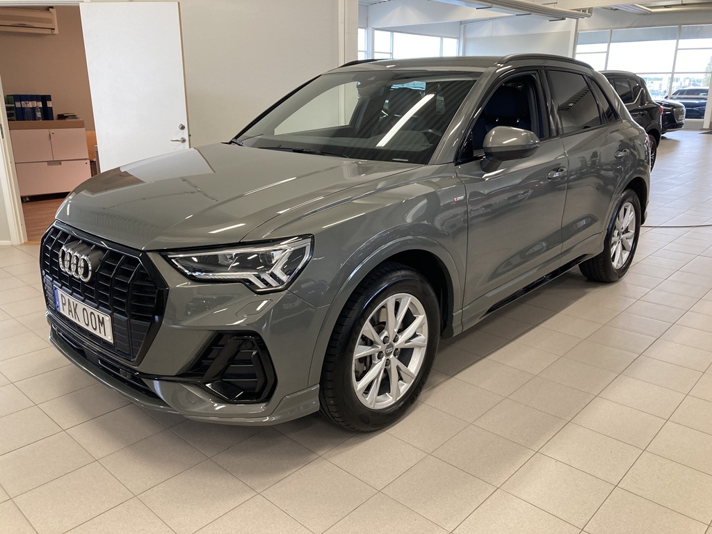 Audi Q3 PAK00M