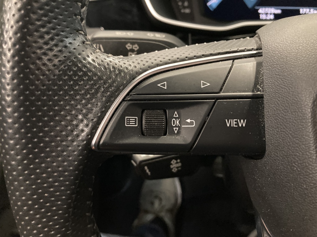 Audi Q3 PAK00M