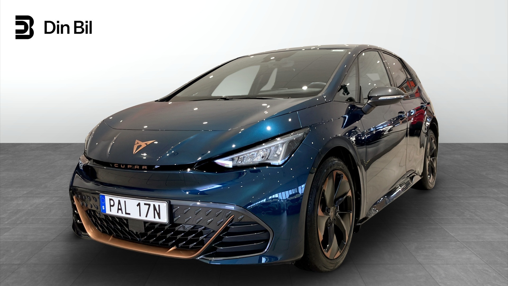 CUPRA Born PAL17N