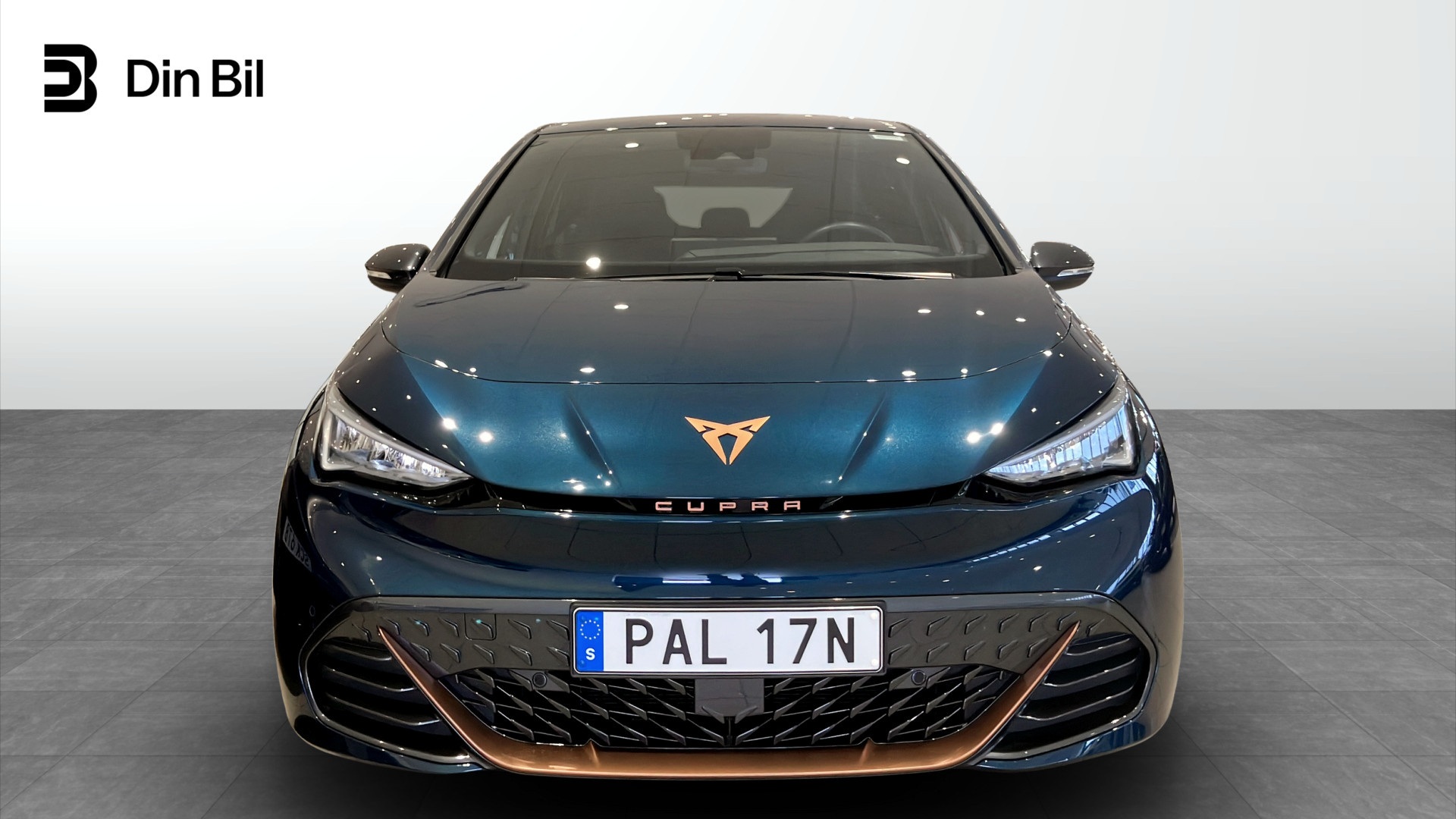 CUPRA Born PAL17N