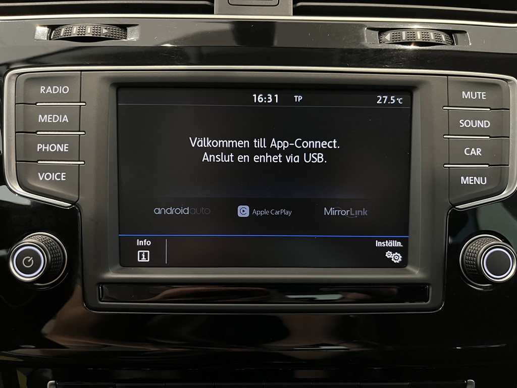 Volkswagen Golf PBE525