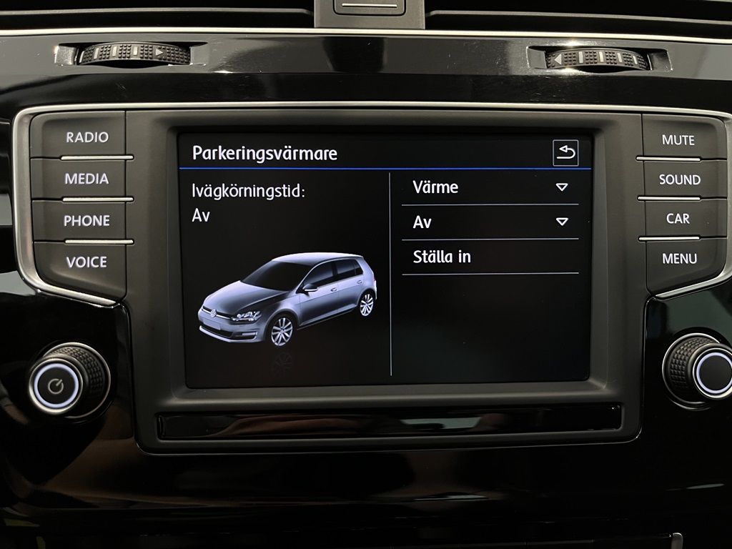 Volkswagen Golf PBE525