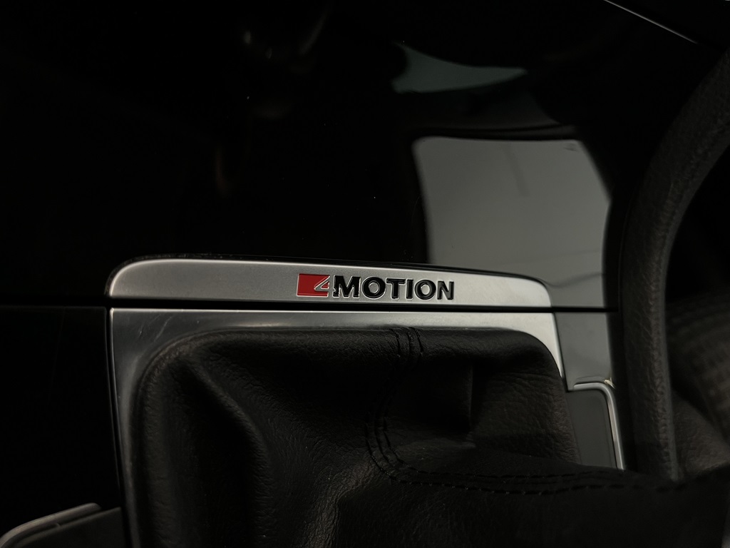 Volkswagen Golf PBE525