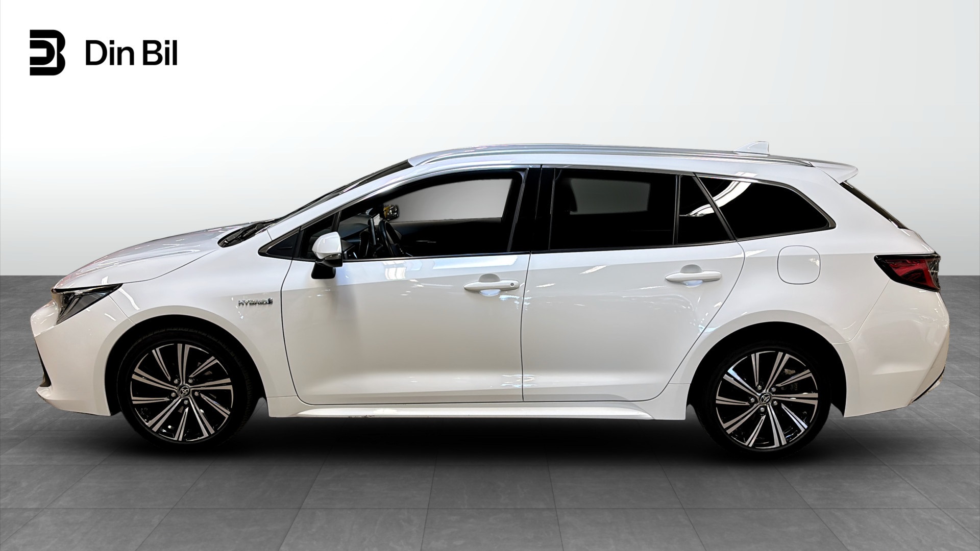 Toyota Corolla Touring Sports PBG445