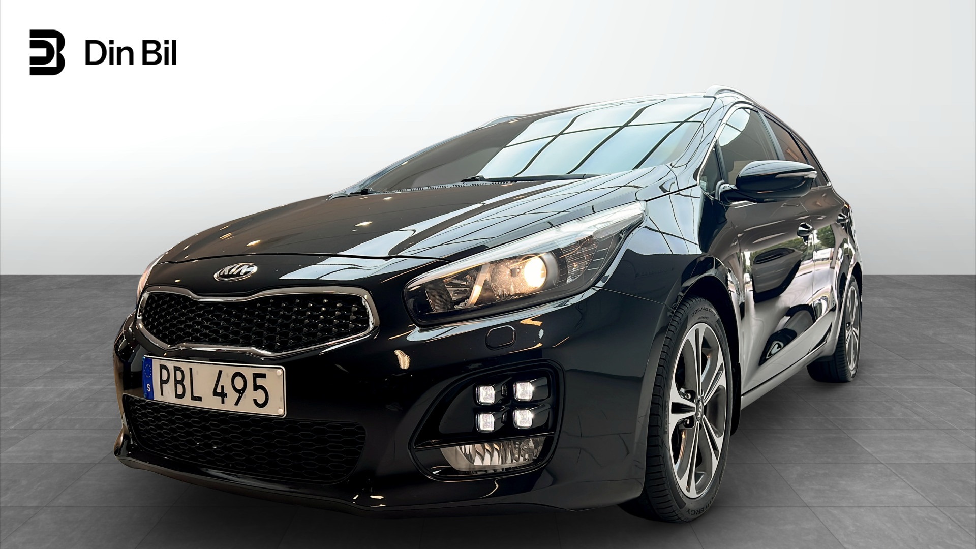 Kia cee'd SW PBL495