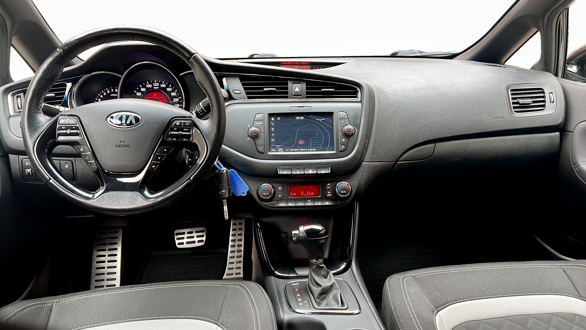 Kia cee'd SW PBL495