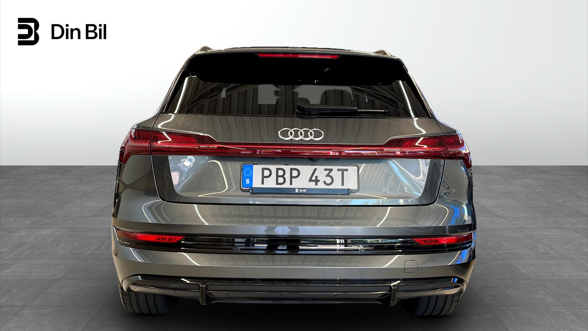 Audi e-tron PBP43T