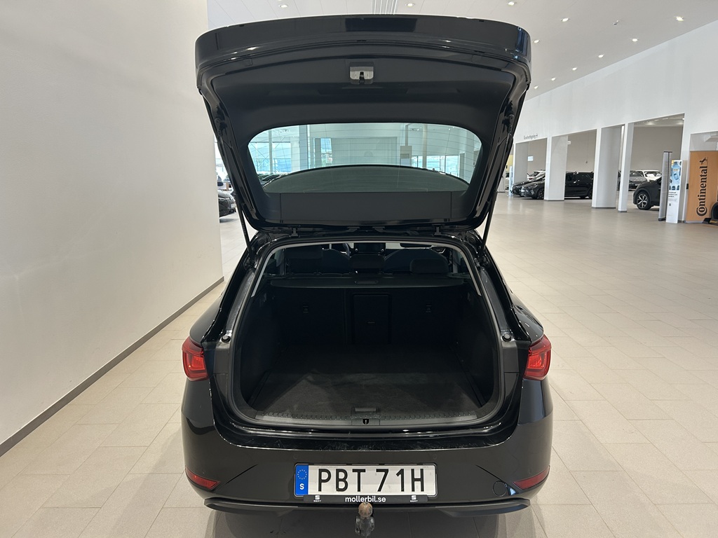 SEAT Leon Sportstourer PBT71H