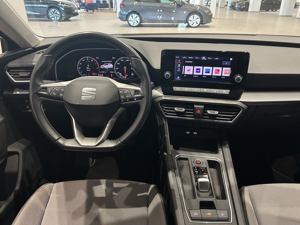 SEAT Leon Sportstourer PBT71H