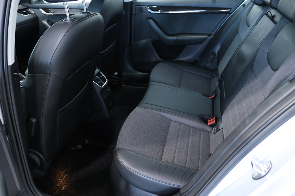 Skoda Octavia PCA299