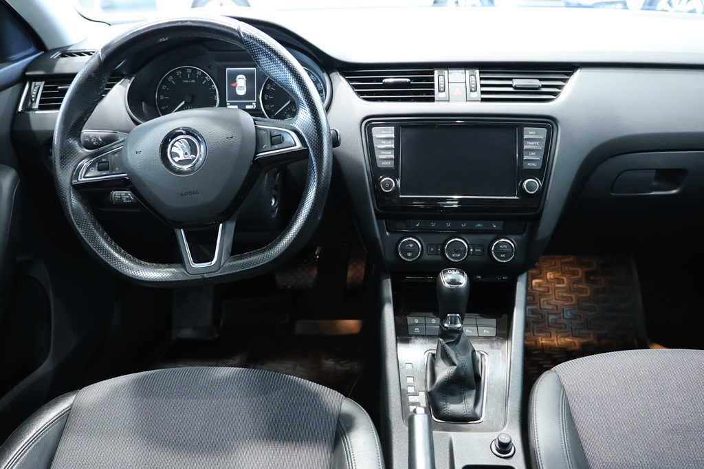 Skoda Octavia PCA299