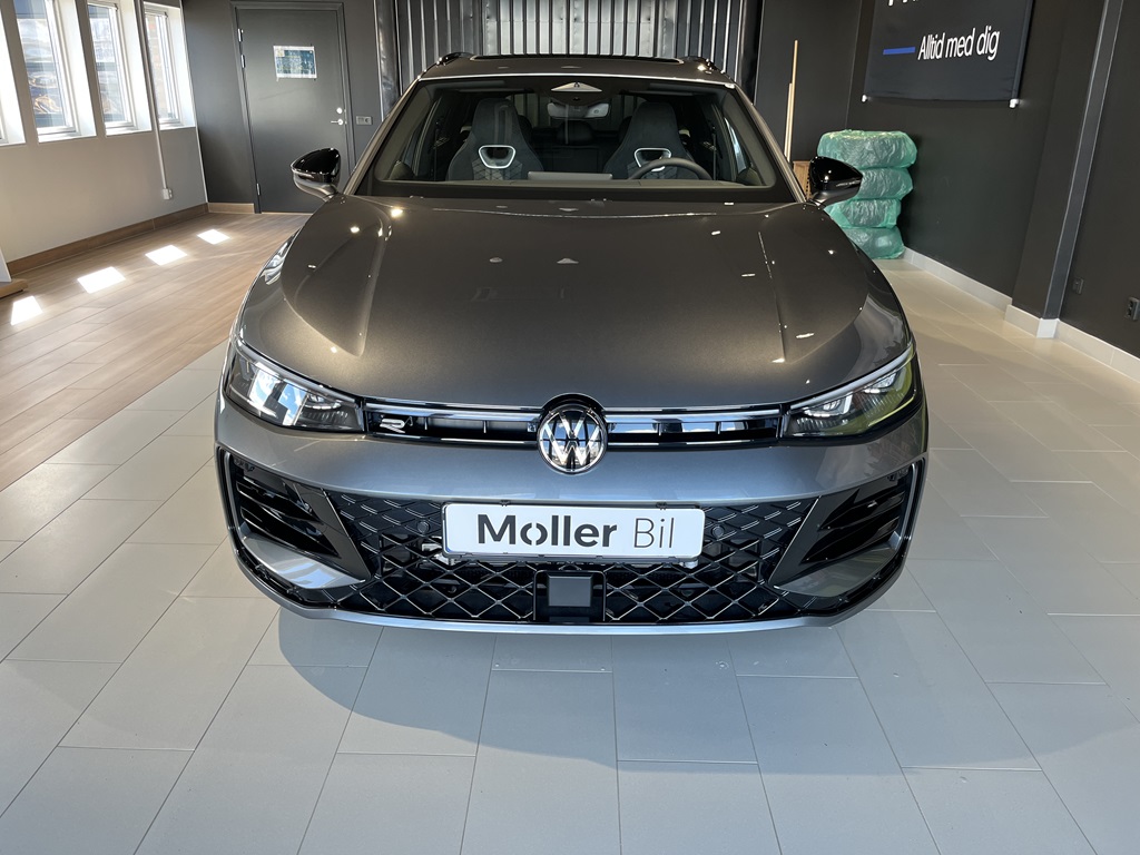 Volkswagen Passat PCJ72U