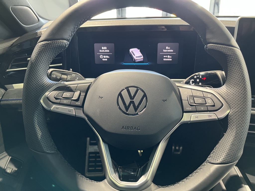Volkswagen Passat PCJ72U