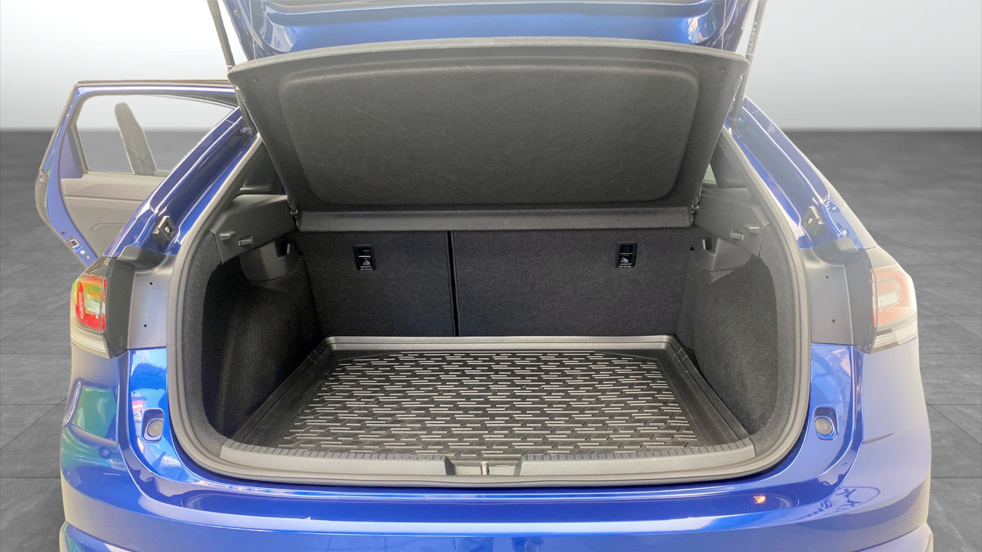 Volkswagen Taigo PCR06N