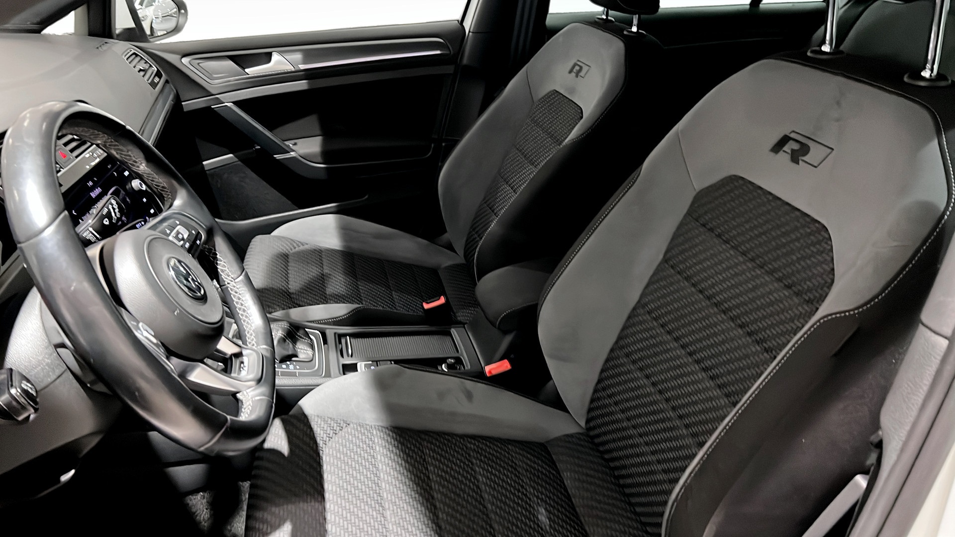 Volkswagen Golf PCR25W