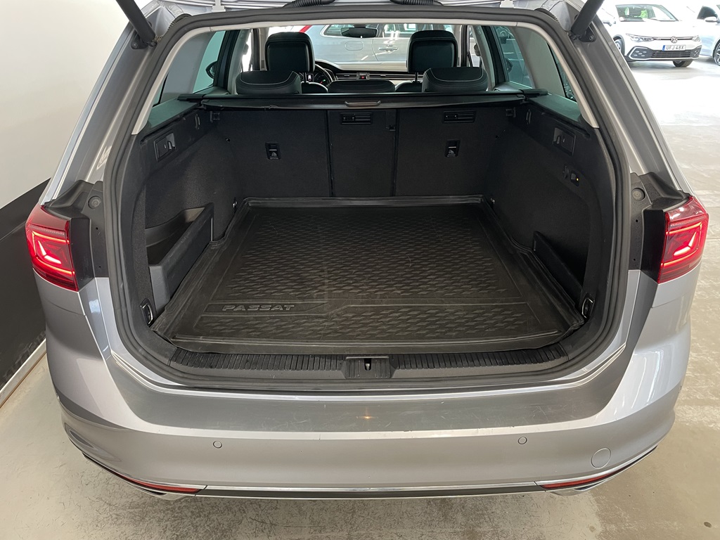 Volkswagen Passat PCW04A