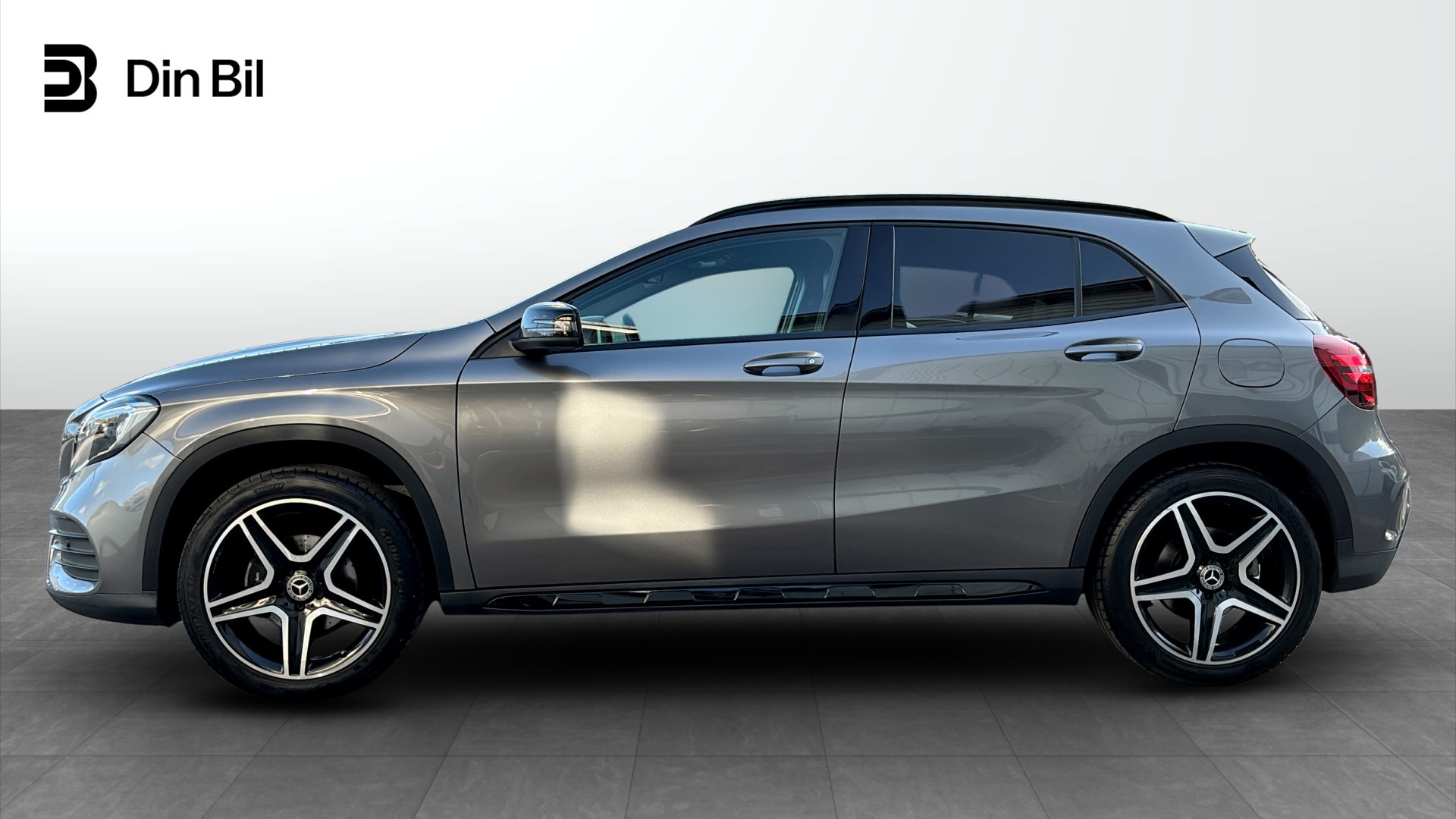 Mercedes GLA 200 PDB517