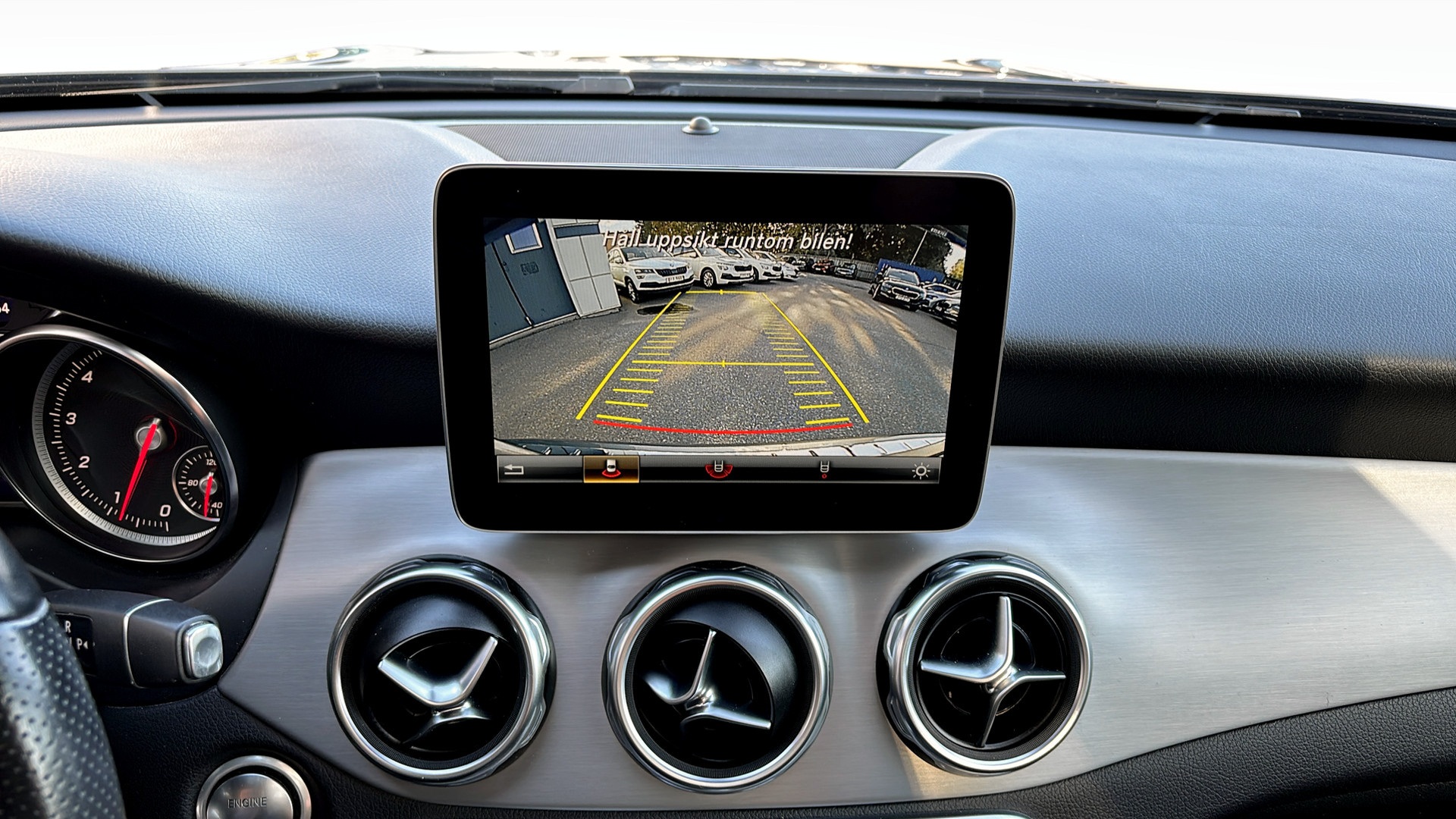 Mercedes GLA 200 PDB517