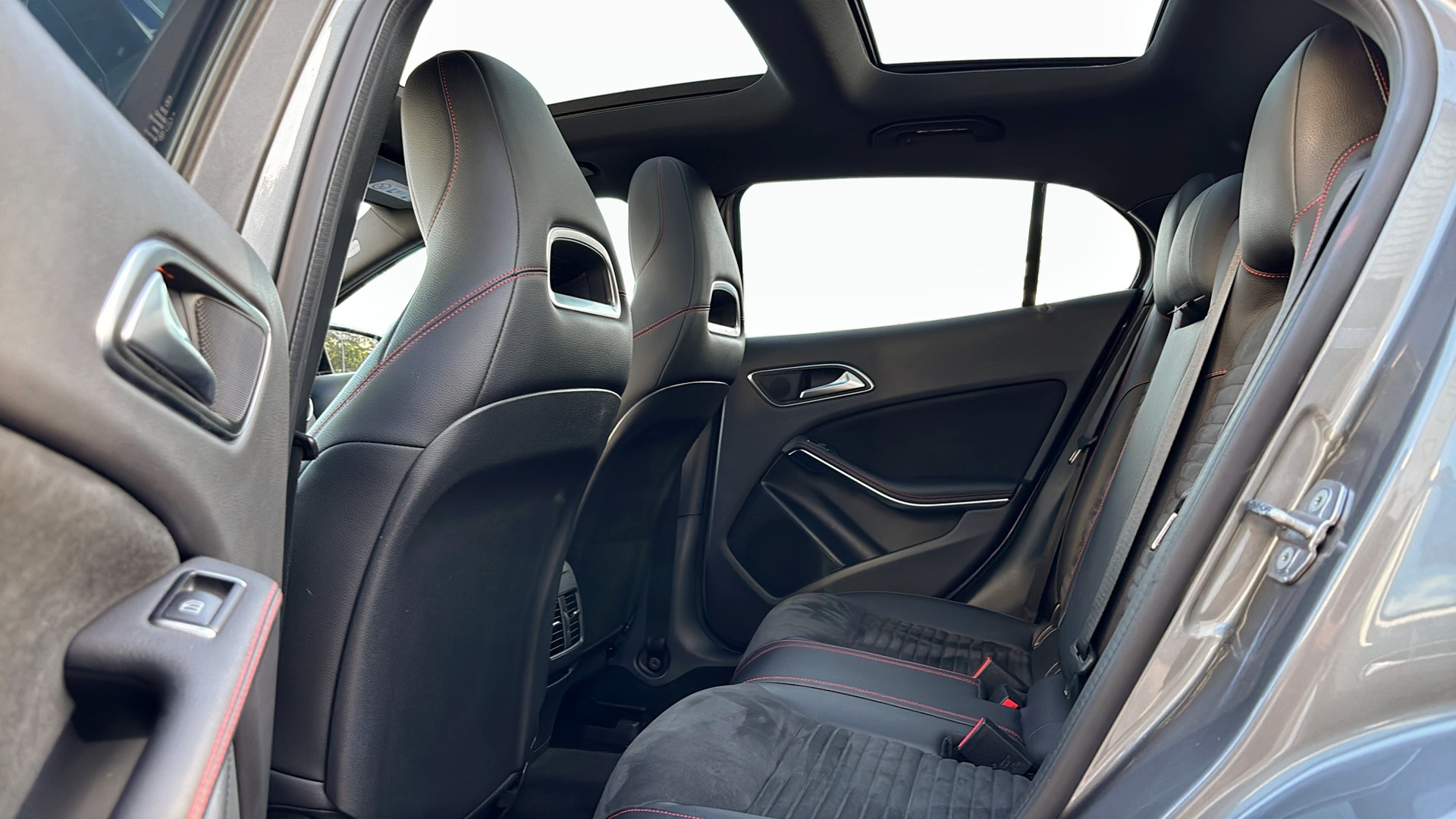 Mercedes GLA 200 PDB517