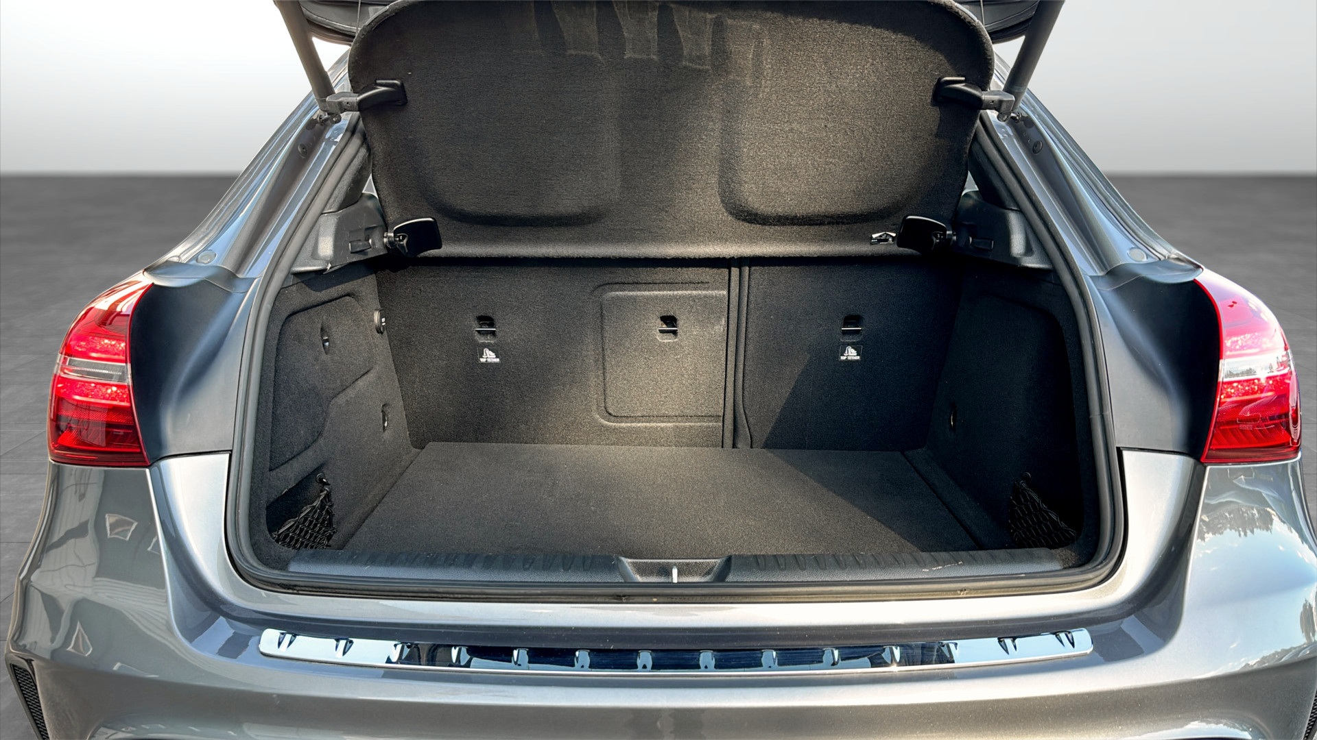 Mercedes GLA 200 PDB517