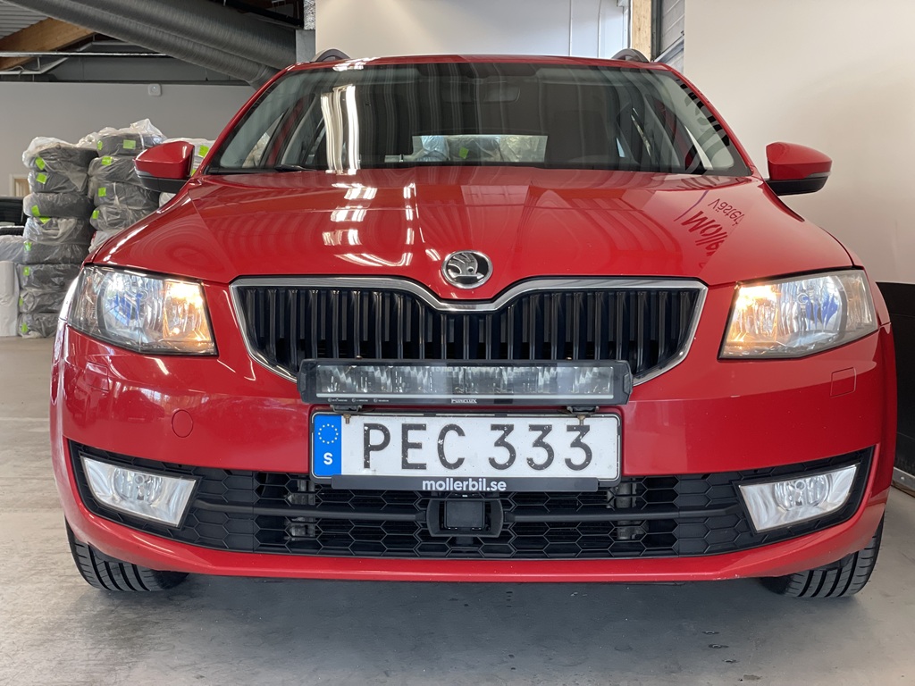 Skoda Octavia Combi PEC333