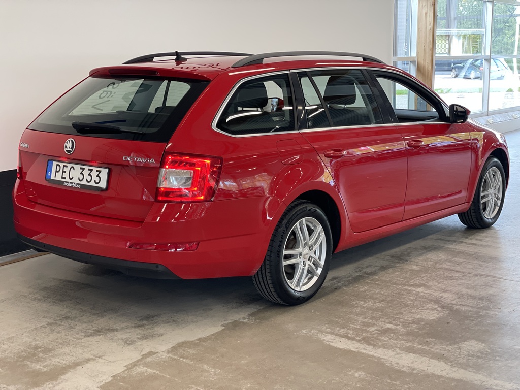 Skoda Octavia Combi PEC333