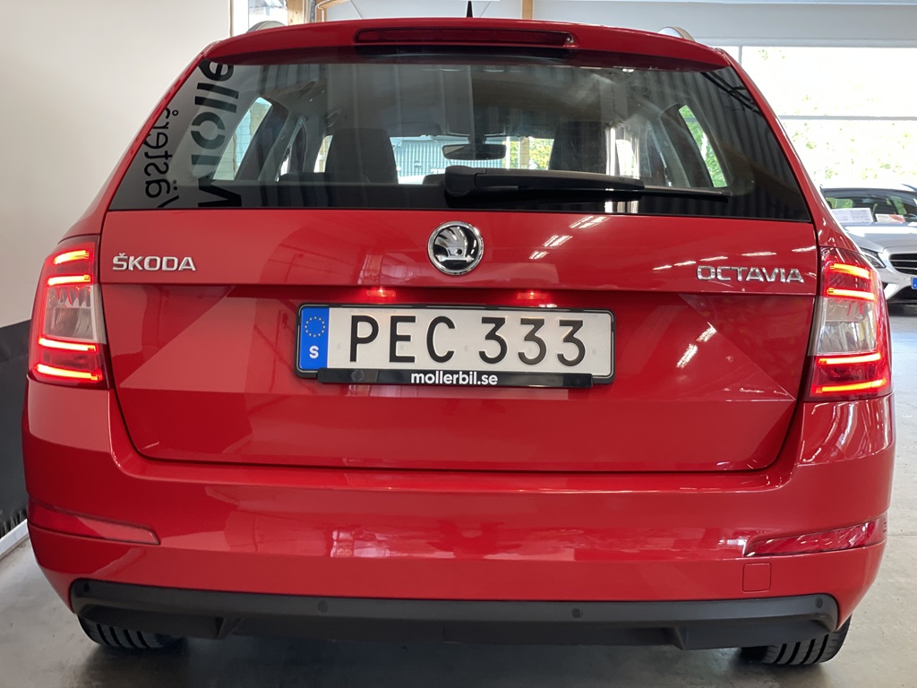 Skoda Octavia Combi PEC333