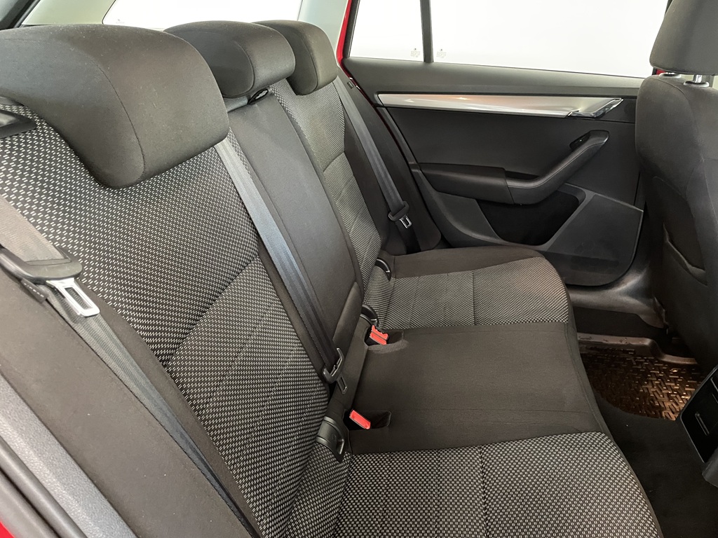 Skoda Octavia Combi PEC333