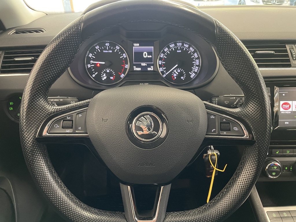 Skoda Octavia Combi PEC333