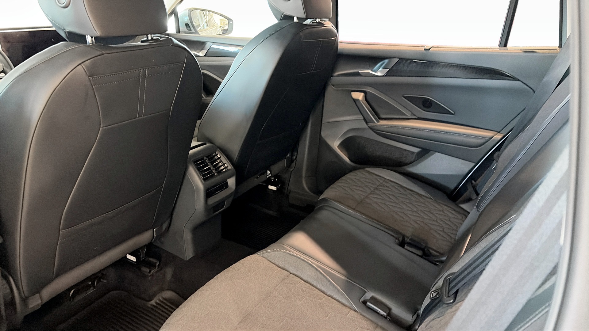 Volkswagen Tayron PEE56M