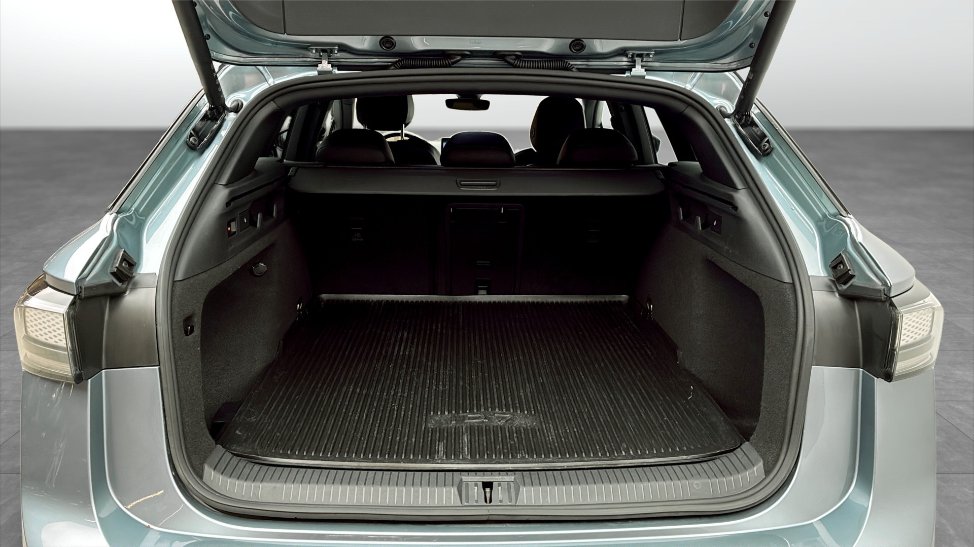 Volkswagen ID.7 Tourer PEH72K