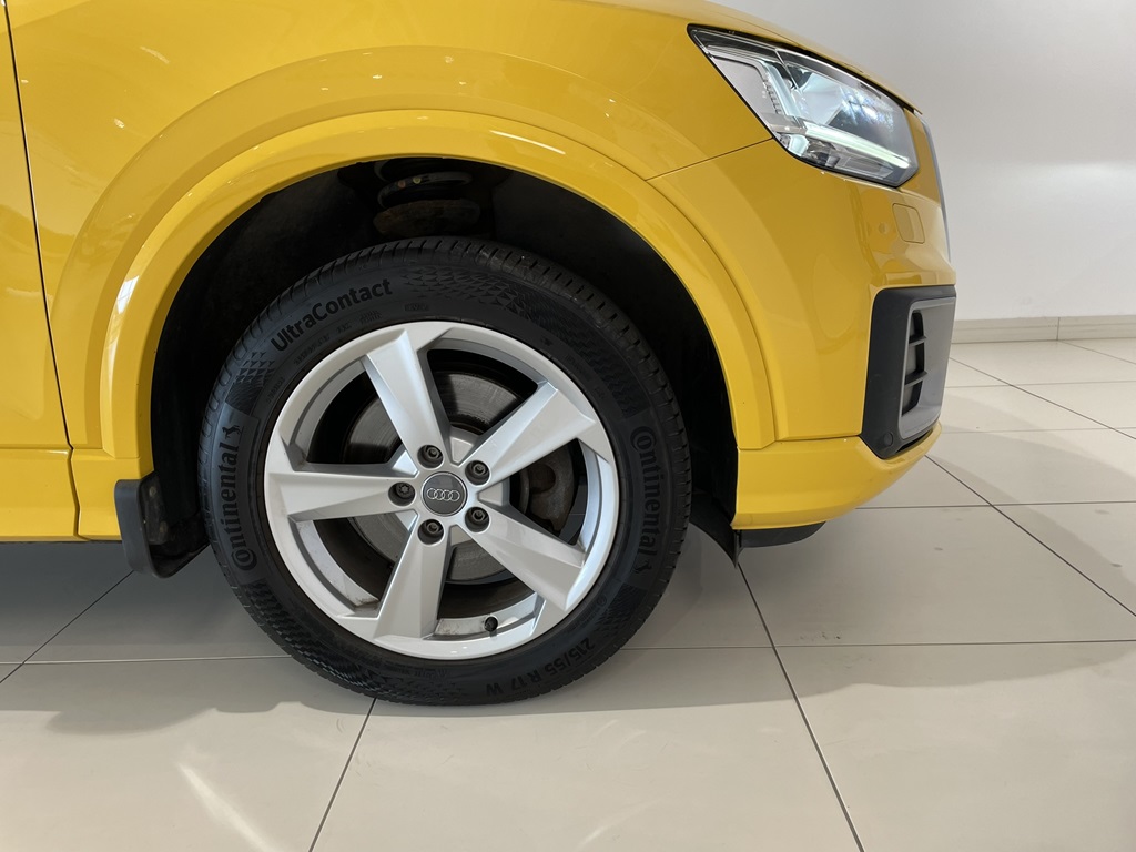 Audi Q2 PEU574