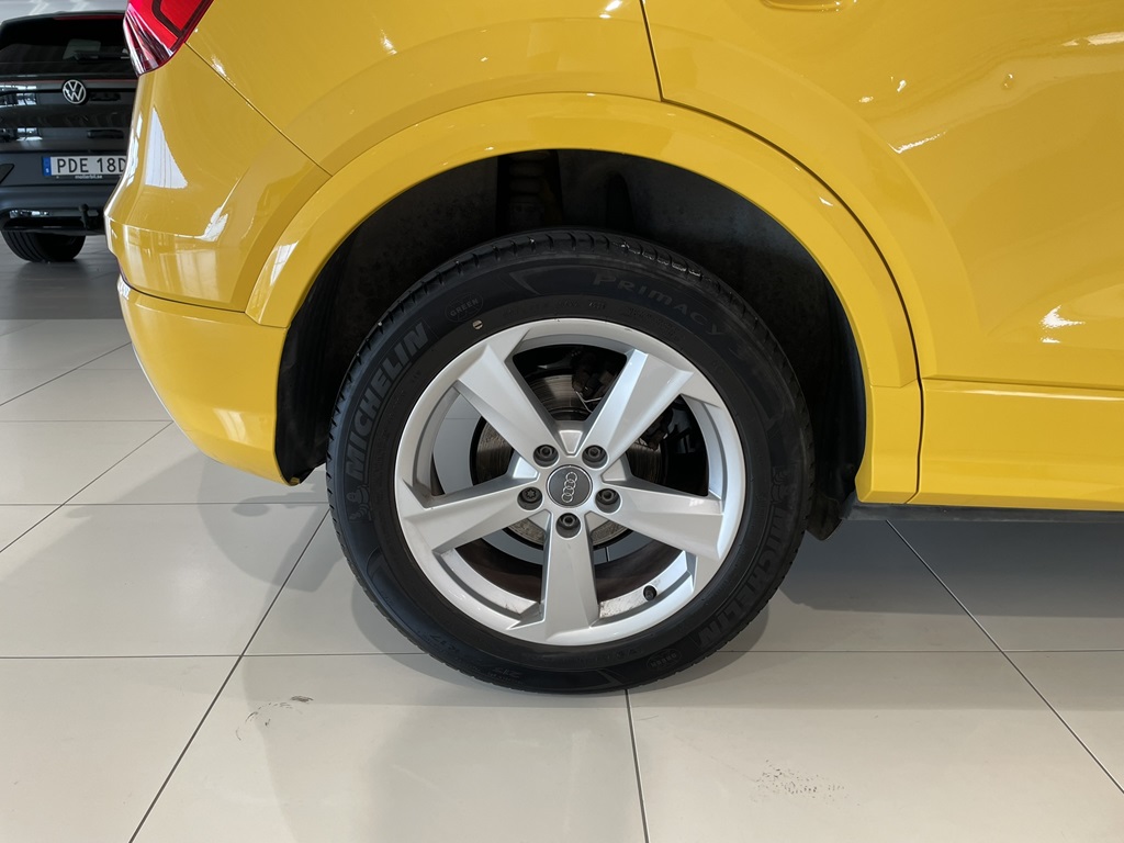Audi Q2 PEU574