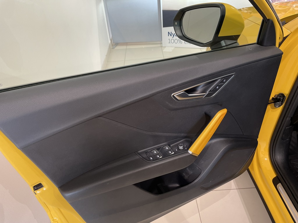 Audi Q2 PEU574