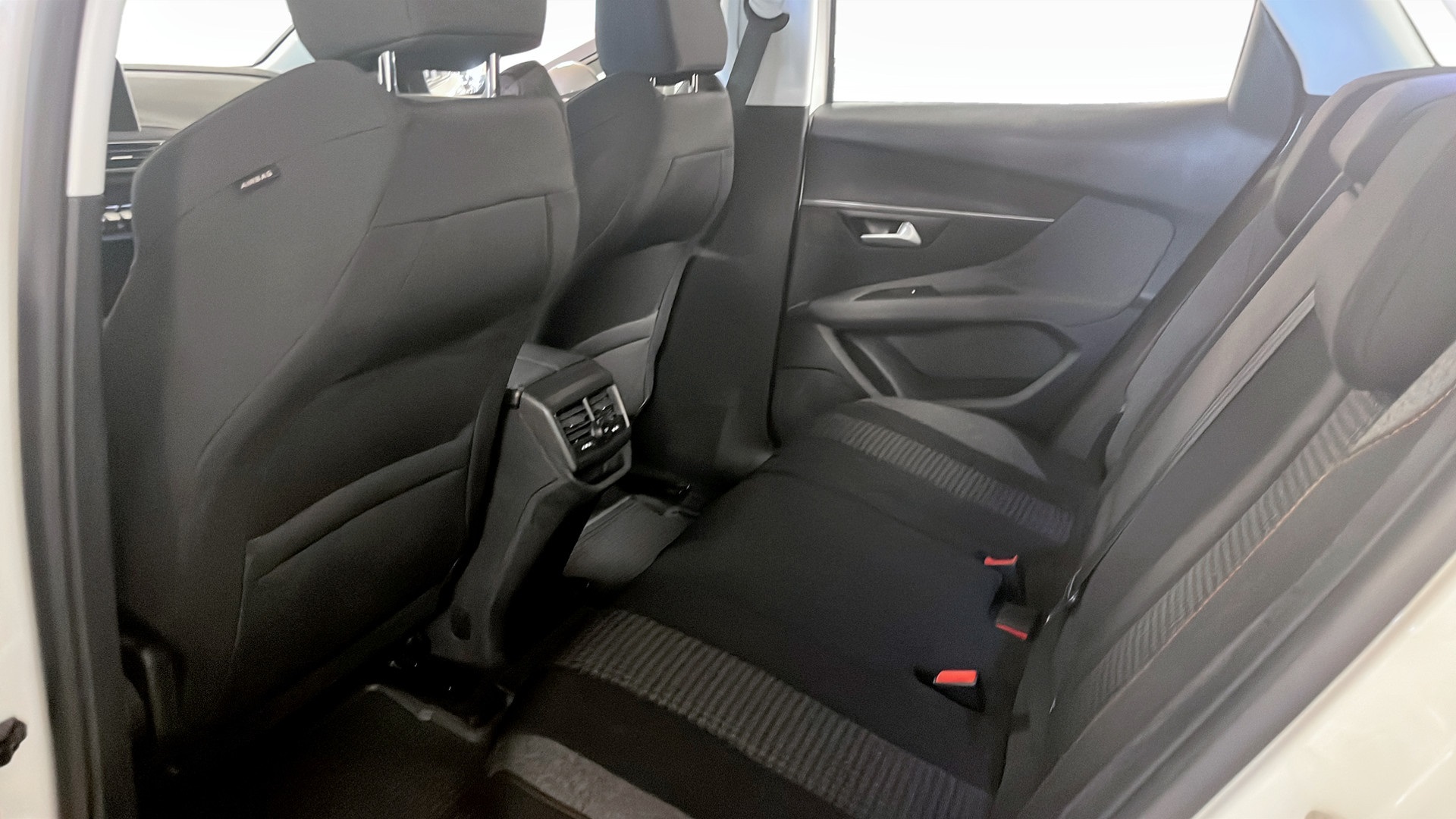 Peugeot 3008 PFD504