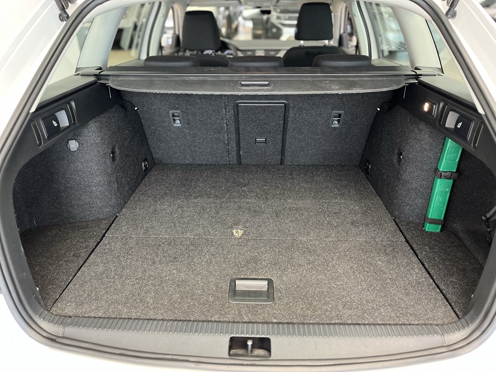Skoda Octavia Combi PFJ416