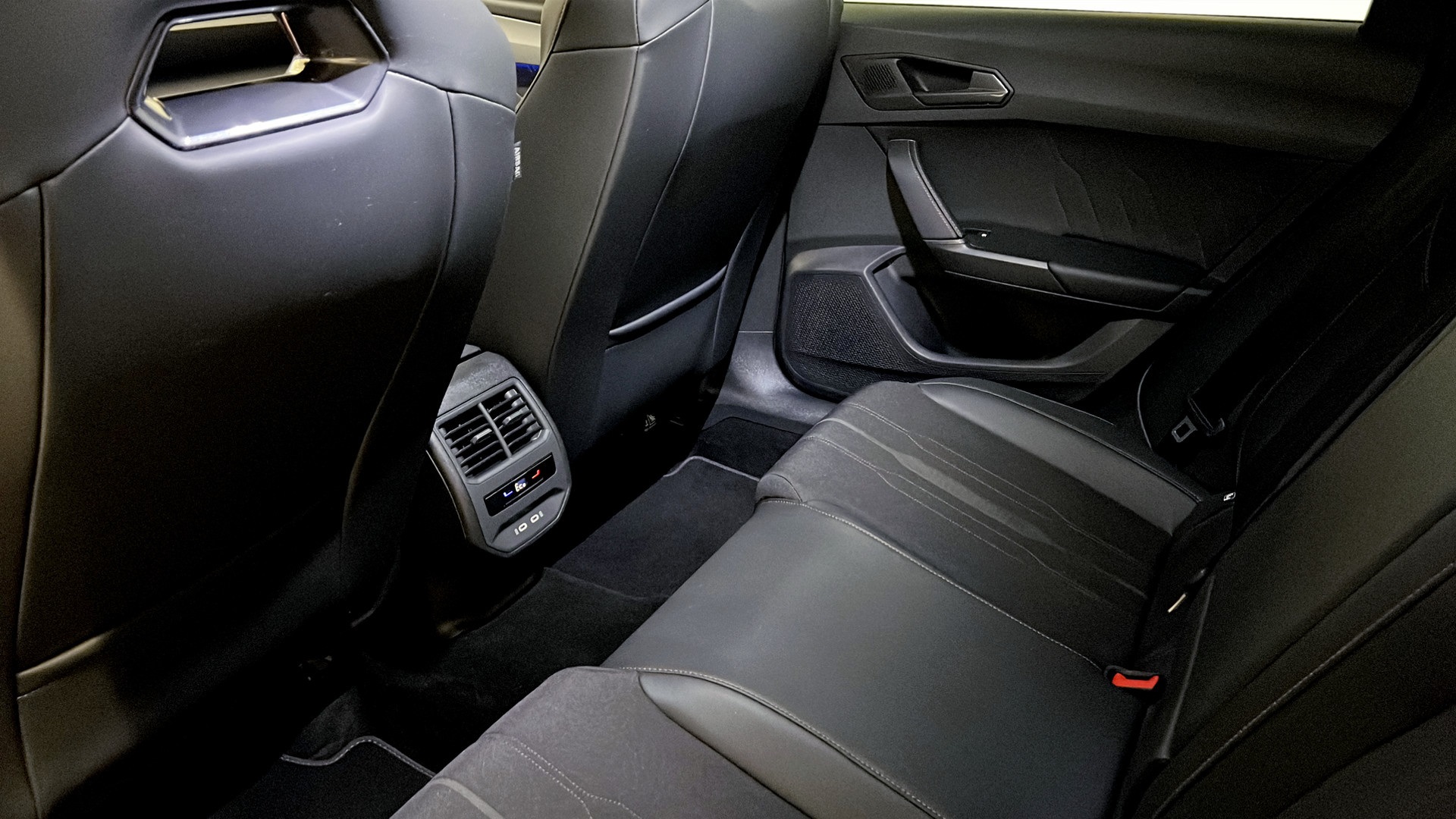 CUPRA Leon Sportstourer PFM17L