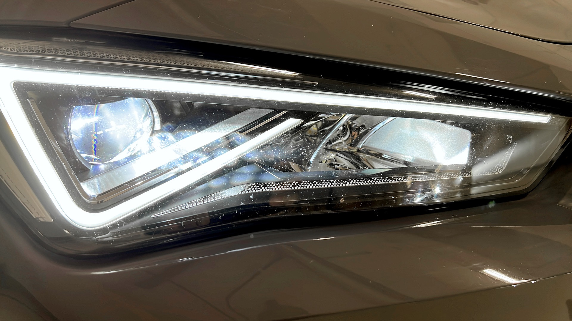 CUPRA Leon Sportstourer PFM17L