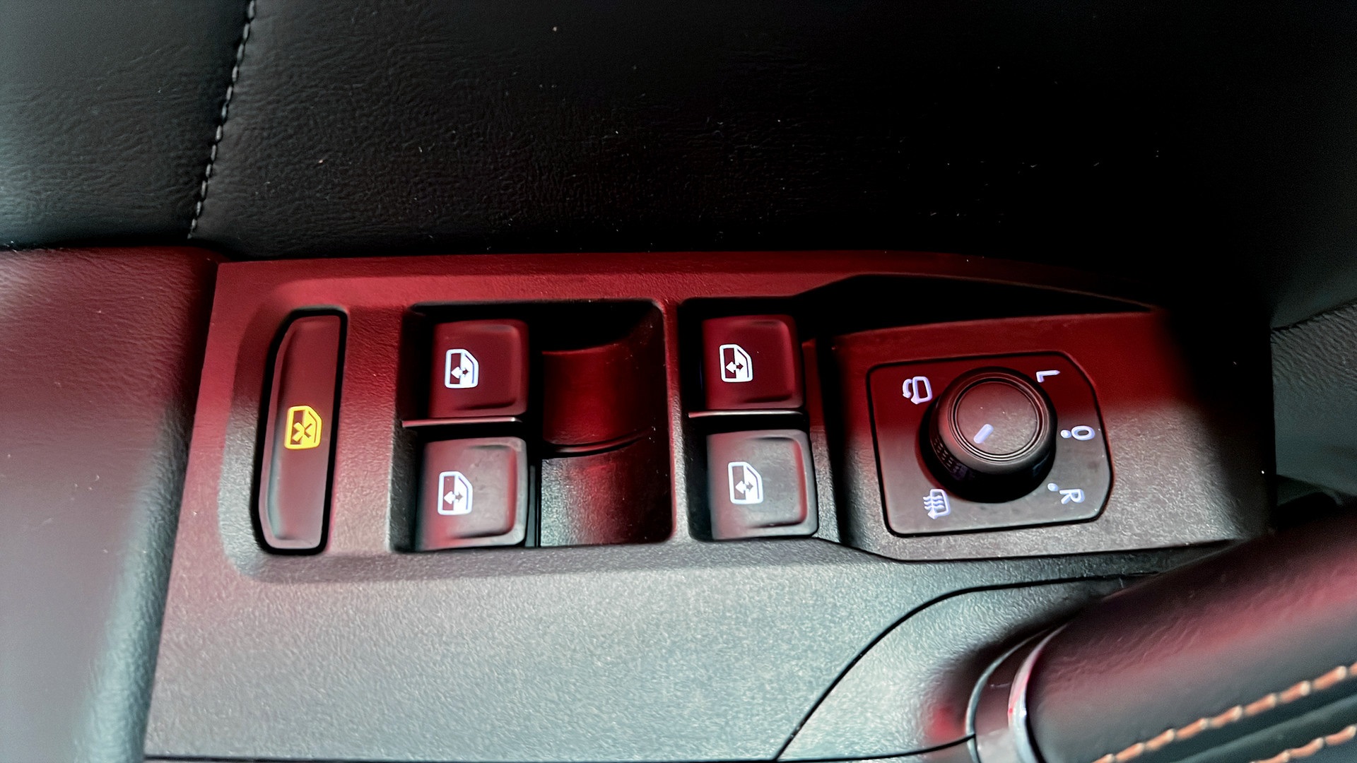 CUPRA Leon Sportstourer PFM17L