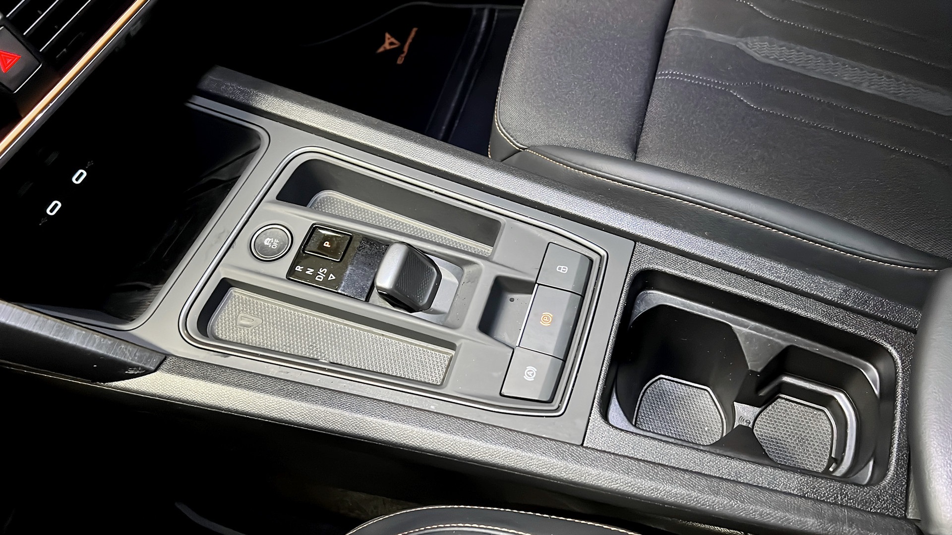 CUPRA Leon Sportstourer PFM17L