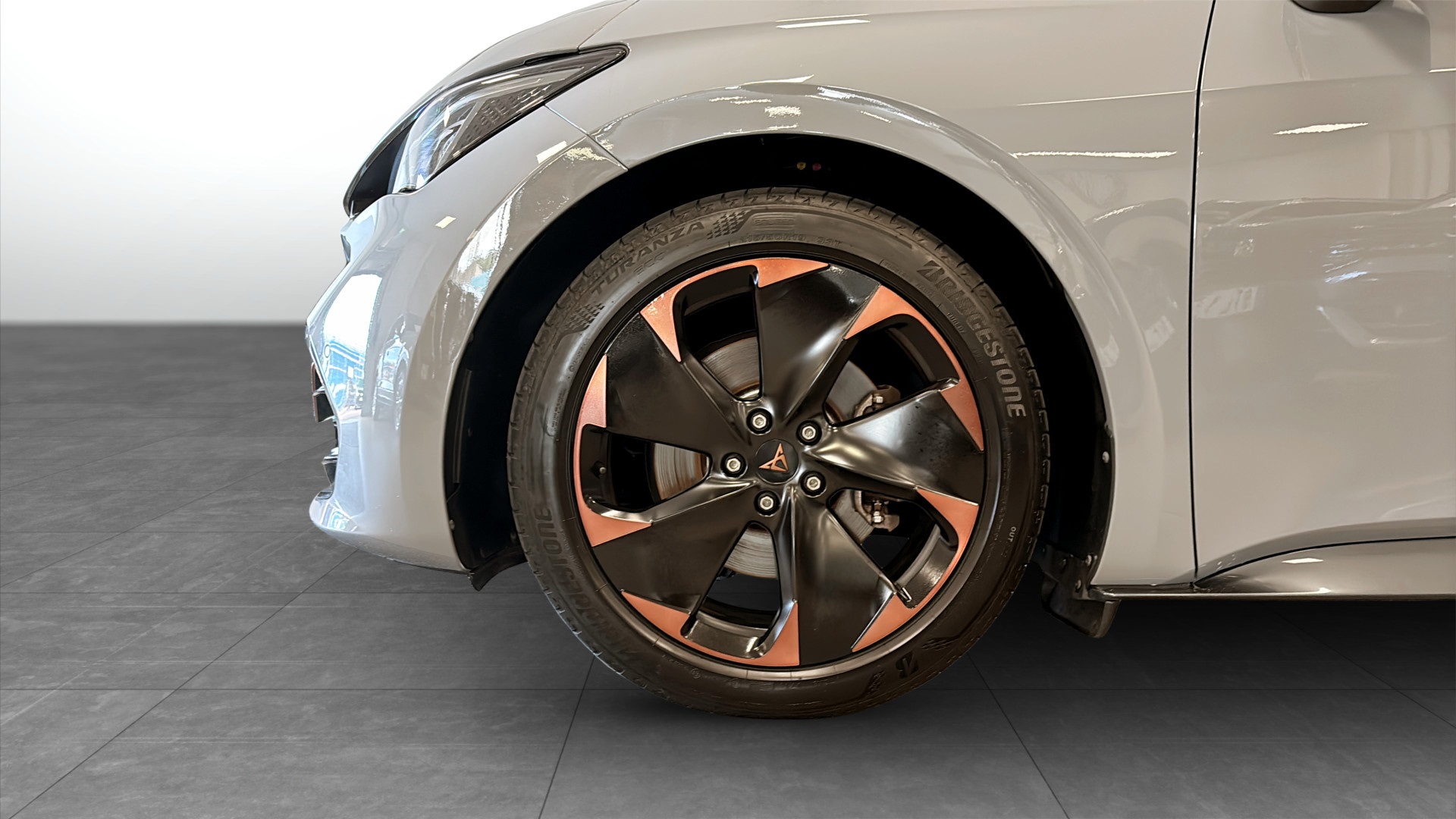 CUPRA Born PFR179