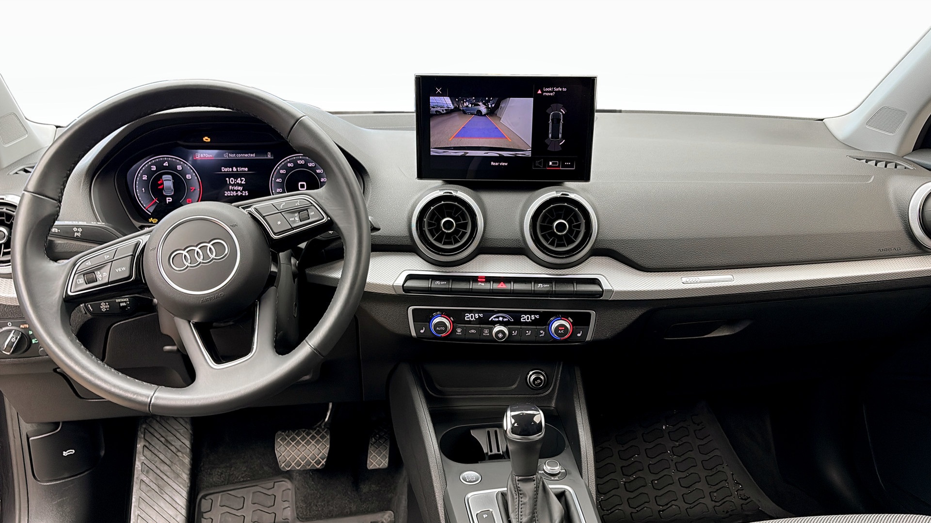 Audi Q2 PGJ34H