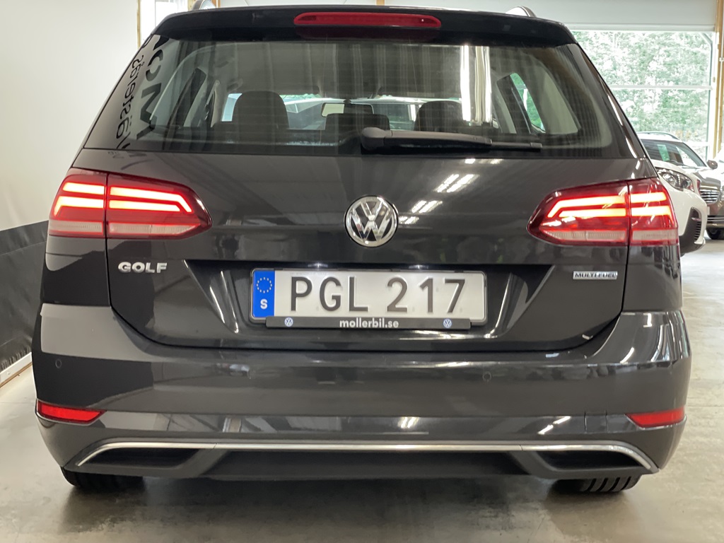Volkswagen Golf PGL217