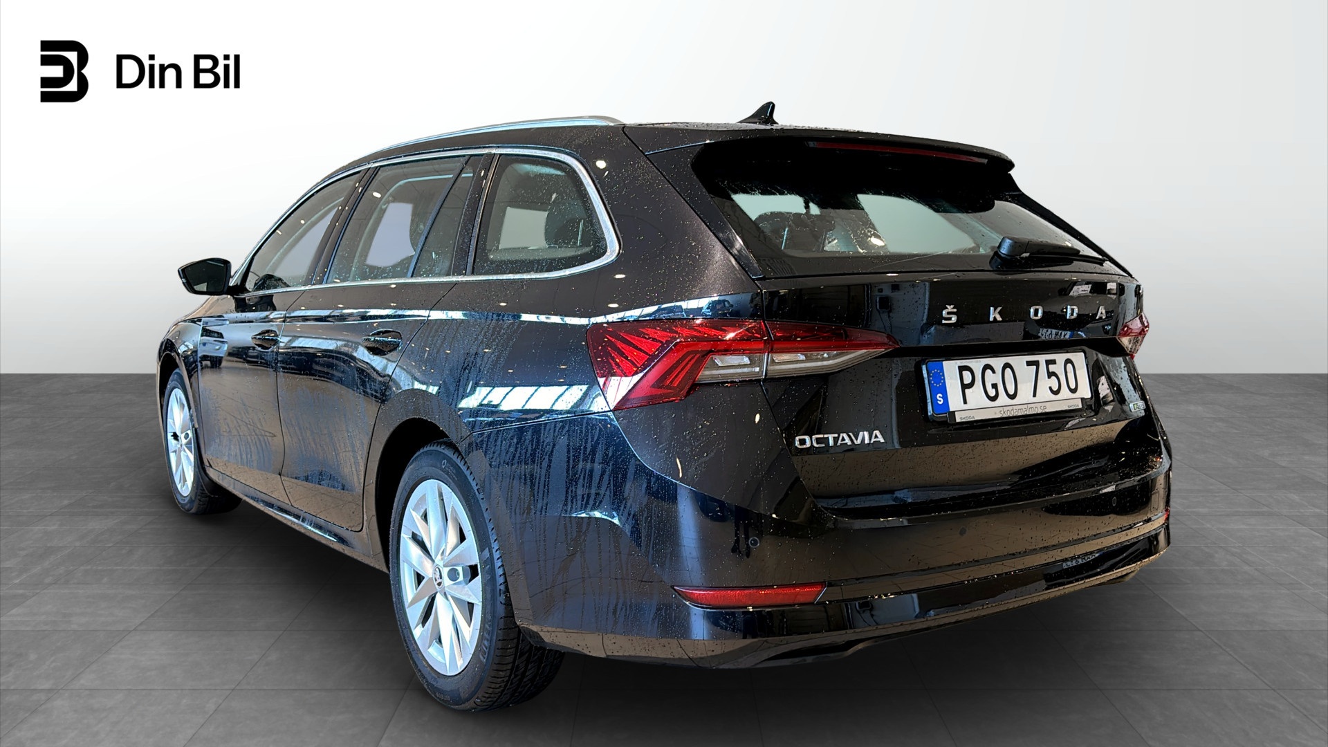 Skoda Octavia Combi PGO750