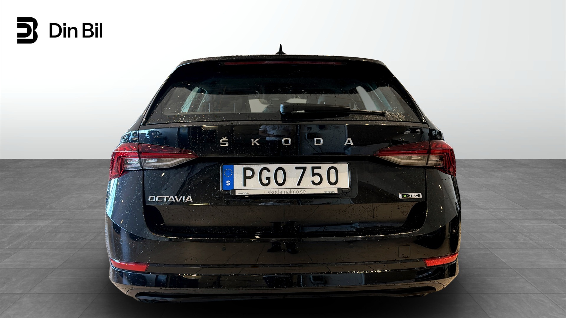 Skoda Octavia Combi PGO750