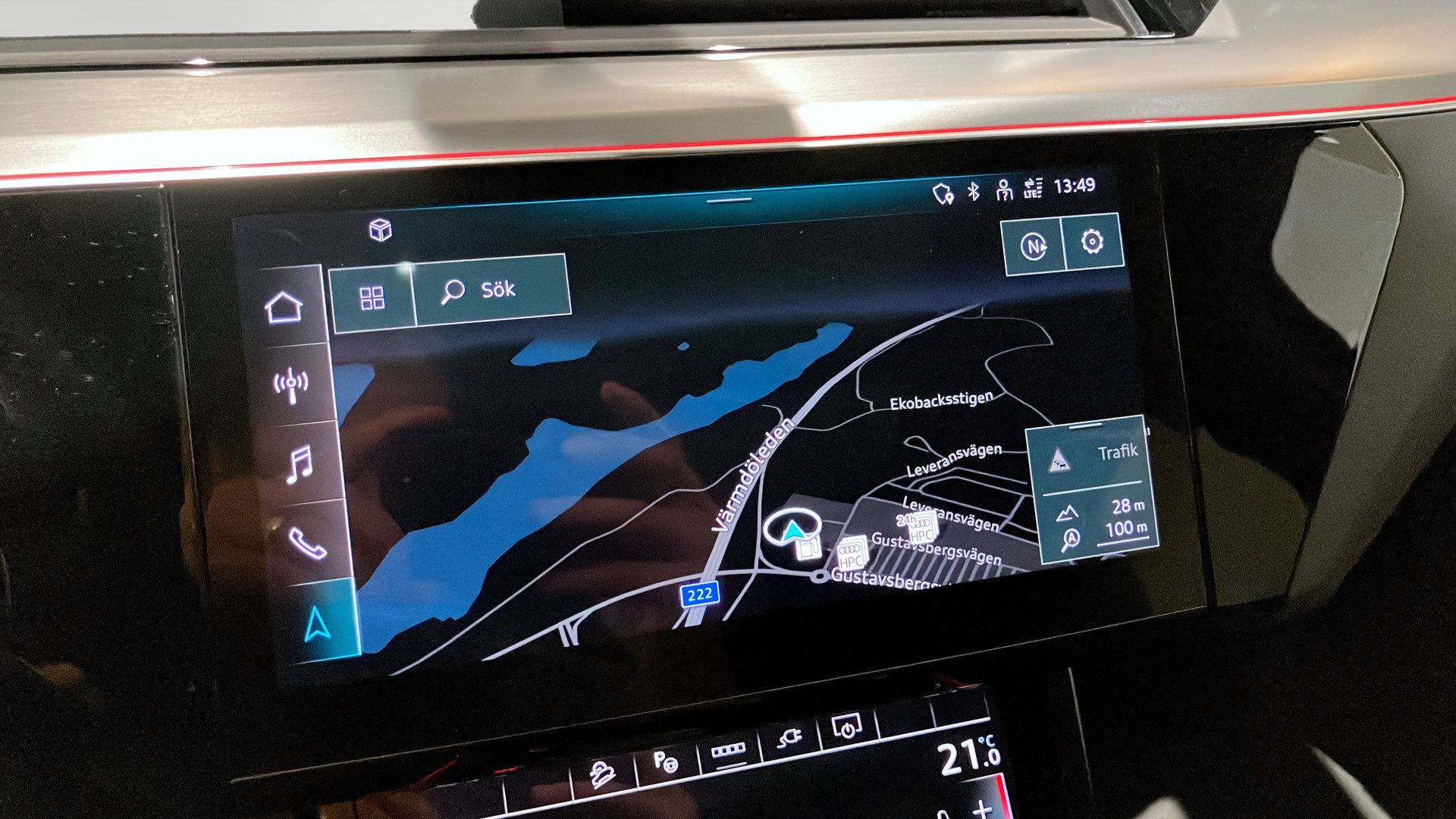 Audi Q8 PGO857